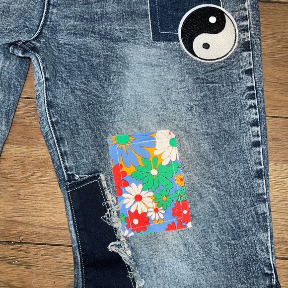 CURRENT MOOD BELL BOTTOM JEANS~ RETRO 1970”S SUPER CUTE RARE SIZE XXL FITS 12/13 - Picture 2 of 7